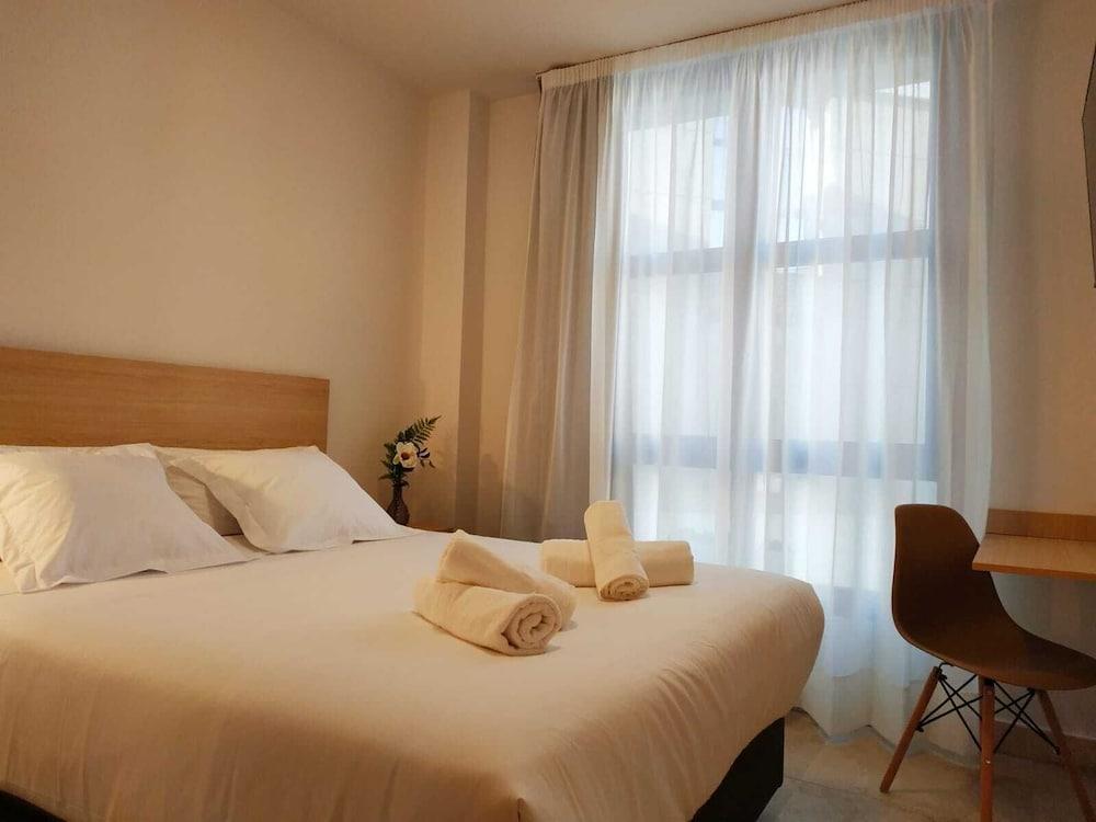 Iraipe Logrono Hotel Kültér fotó