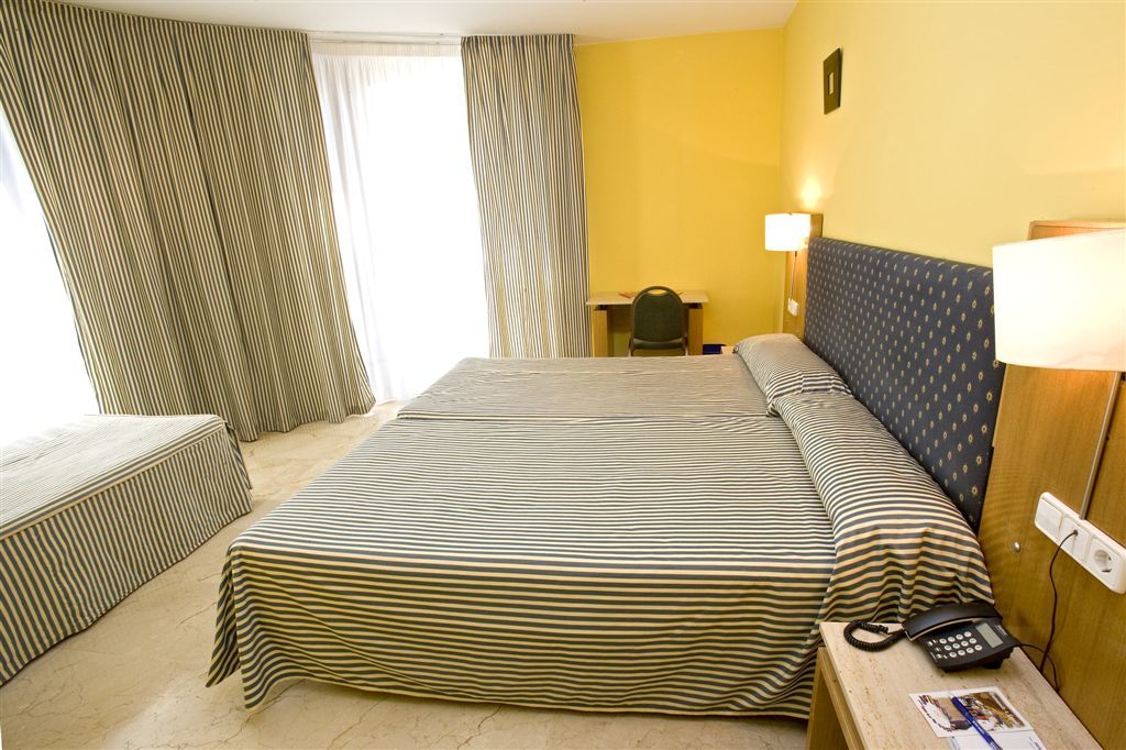 Iraipe Logrono Hotel Kültér fotó